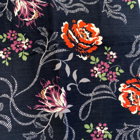 NWT LOFT Pencil Skirt Navy Floral Tweed Cotton Size 0 - Picture 2 of 6